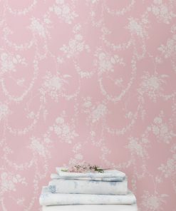 Chandelier Gates Standard Wallpaper