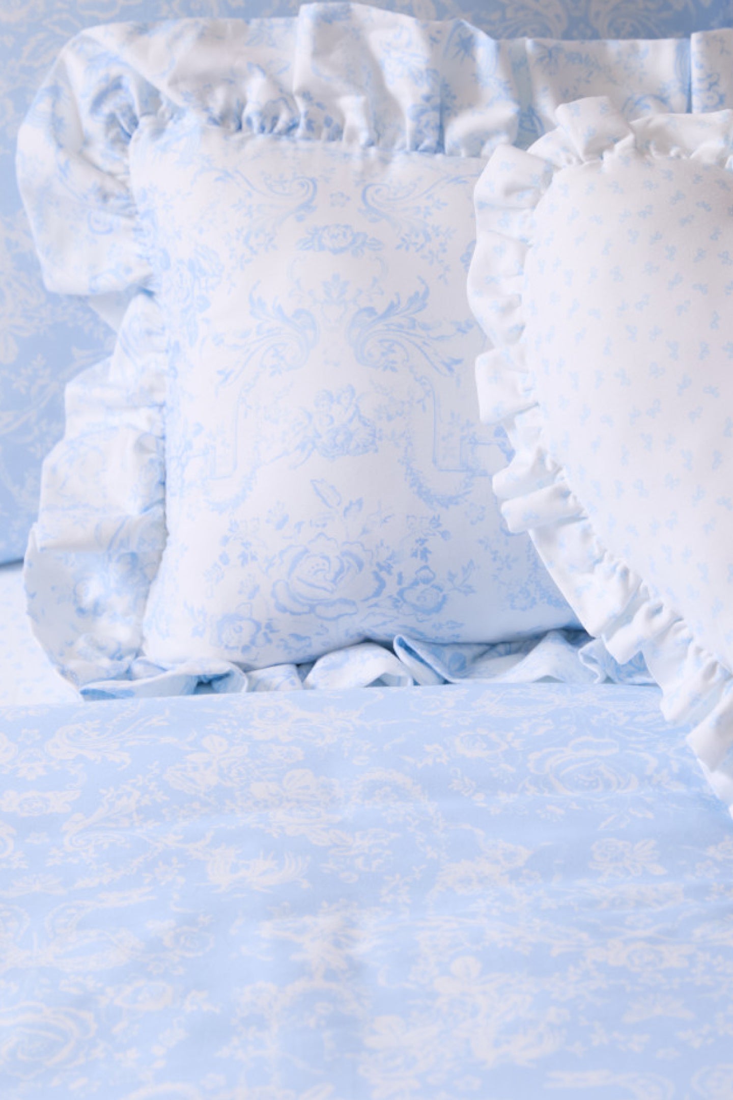 Floral Duvet Cover + Sham Set - Image 5